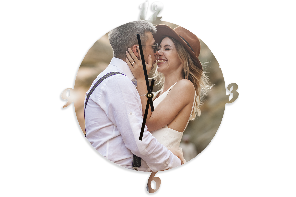 Clock 10' w/movement